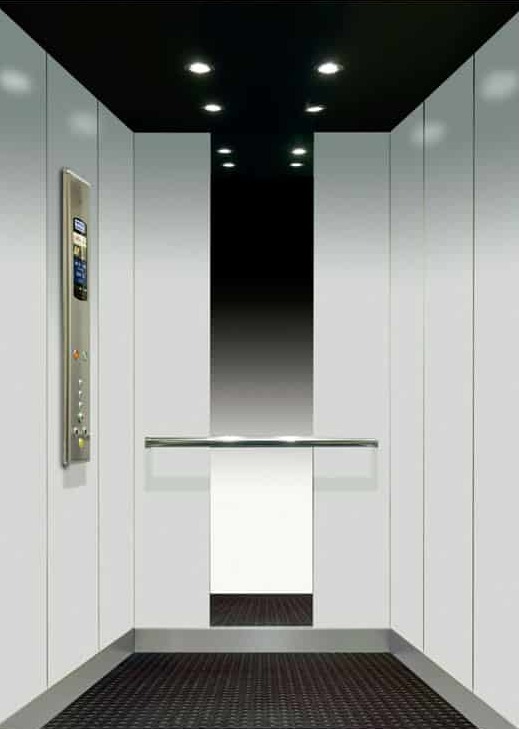 Ascensor C25 instalado en Menorca